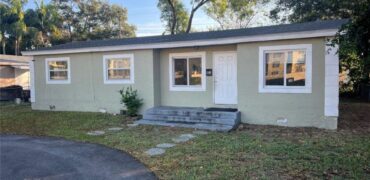 House in 2440 NW 31st ave Fort Lauderdale,